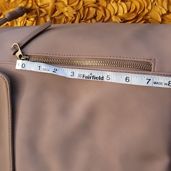 Universal Thread Backpack - Picture 3 of 8